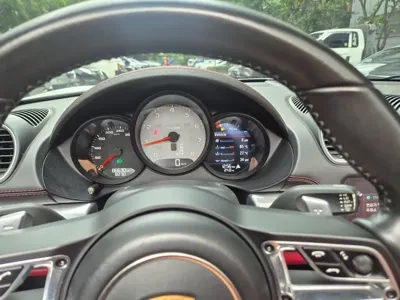 Porsche 718 2017, 86000 км, за 32377.87 USD - фото 9