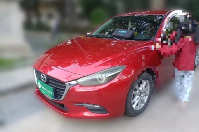 Mazda Mazda 3 Axela · 2017 год