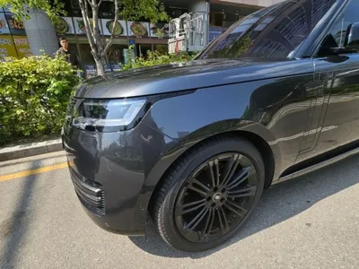 Land Rover Range Rover 2023, 57795 км, за 103535.81 USD
