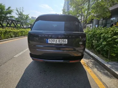 Land Rover Range Rover 2023, 57795 км, за 103535.81 USD