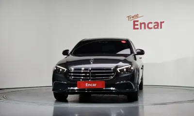 Mercedes-Benz E-Class 2021, 46914 км, за 24637.58 USD - фото 3