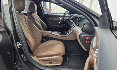 Mercedes-Benz E-Class 2021, 46914 км, за 24637.58 USD - фото 11