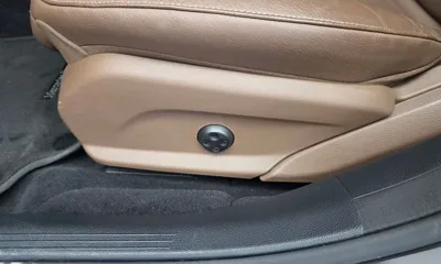 Mercedes-Benz E-Class 2021, 46914 км, за 24637.58 USD - фото 31