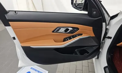 BMW 3-Series 2019, 88698 км, за 21990.29 USD - фото 24