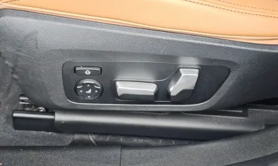 BMW 3-Series 2019, 88698 км, за 21990.29 USD - фото 32
