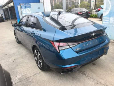 Hyundai Elantra 2021, 39100 км, за 10752 USD - фото 4