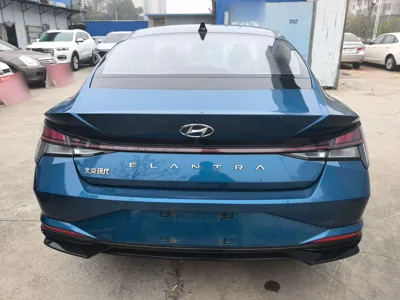 Hyundai Elantra 2021, 39100 км, за 10752 USD - фото 5