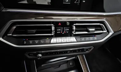 BMW X5 2022, 57659 км, за 42931.62 USD - фото 27