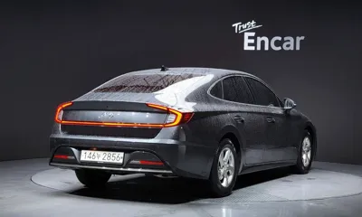 Hyundai Sonata 2020, 105552 км, за 9058.68 USD