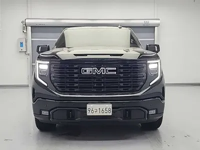GMC Sierra