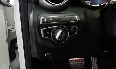 Mercedes-Benz C-Class 2021, 121810 км, за 15107.72 USD - фото 16