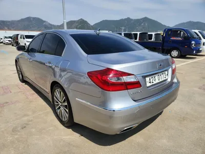 Hyundai Genesis 2013, 117383 км, за 5407.17 USD - фото 7