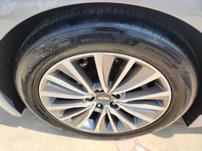 Hyundai Genesis 2013, 117383 км, за 5407.17 USD - фото 20