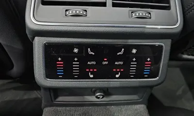 Audi A6 2021, 69555 км, за 21202.57 USD - фото 19