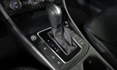 Volkswagen Jetta 2020, 106741 км, за 10993.37 USD - фото 9