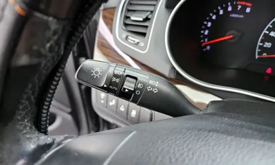 Kia K7 2015, 120548 км, за 5448.34 USD - фото 18
