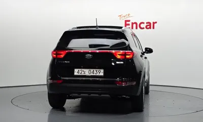 Kia Sportage 2016, 205521 км, за 4221.97 USD