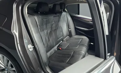 BMW 5-Series 2018, 116823 км, за 15635.19 USD - фото 26