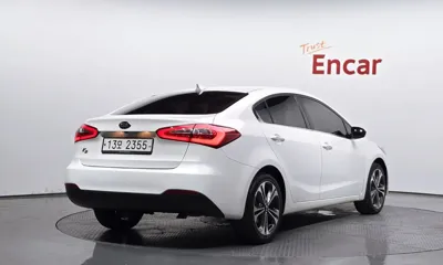 Kia K3 2014, 79981 км, за 4615.48 USD
