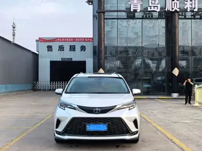 Toyota Granvia 2023, 70000 км, за 32315.45 USD