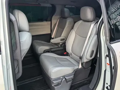 Toyota Granvia 2023, 70000 км, за 32315.45 USD - фото 8