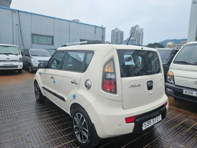 Kia Soul 2011, 126771 км, за 2275.24 USD