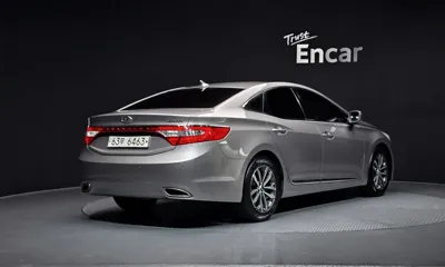 Hyundai Grandeur 2011, 147954 км, за 2313.59 USD