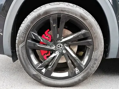 Volkswagen Teramont 2023, 21000 км, за 30605.65 USD - фото 20