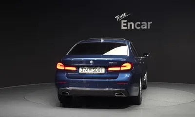 BMW 5-Series 2021, 134573 км, за 18163.2 USD