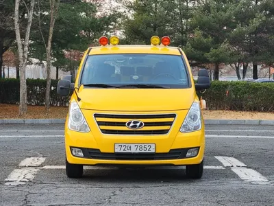 Hyundai Starex 2017, 121000 км, за 6258.27 USD