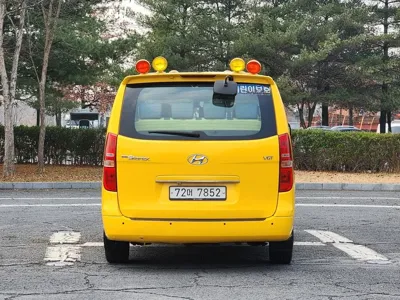 Hyundai Starex 2017, 121000 км, за 6258.27 USD