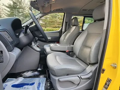 Hyundai Starex 2017, 121000 км, за 6258.27 USD - фото 13