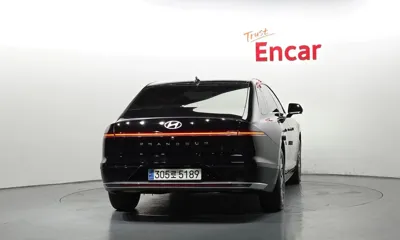 Hyundai Grandeur 2023, 71627 км, за 20121.11 USD