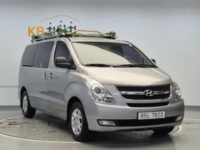 Hyundai Starex 2014, 176102 км, за 3577.94 USD