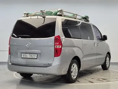 Hyundai Starex 2014, 176102 км, за 3577.94 USD
