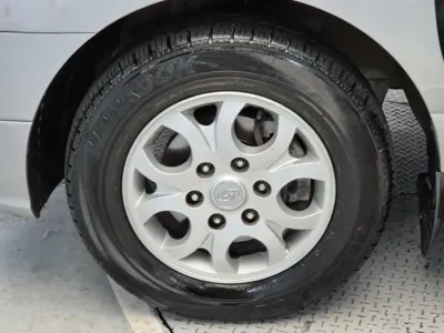 Hyundai Starex 2014, 176102 км, за 3577.94 USD
