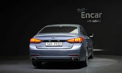 Hyundai Genesis 2015, 105941 км, за 7356.8 USD
