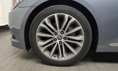 Hyundai Genesis 2015, 105941 км, за 7356.8 USD