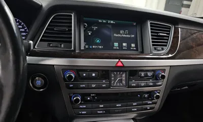 Hyundai Genesis 2015, 105941 км, за 7356.8 USD - фото 17