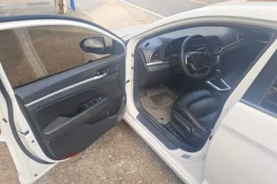 Hyundai Elantra (6th Generation 2016, 109700 км, за 6832 USD - фото 16