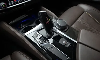 BMW 5-Series 2018, 103280 км, за 17681.85 USD - фото 9
