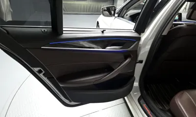 BMW 5-Series 2018, 103280 км, за 17681.85 USD - фото 25
