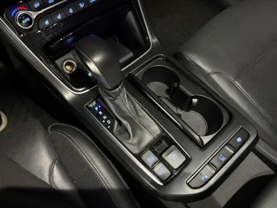Hyundai Grandeur 2018, 106847 км, за 9710.48 USD - фото 9