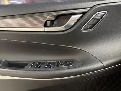 Hyundai Grandeur 2018, 106847 км, за 9710.48 USD - фото 10