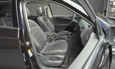 Volkswagen Tiguan 2024, 55632 км, за 24777 USD - фото 12