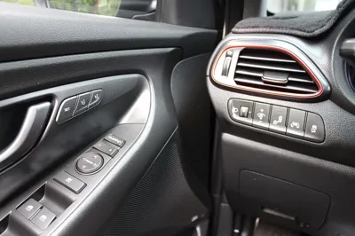 Hyundai i30 2019, 193200 км, за 5720.6 USD - фото 9