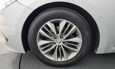 Hyundai Grandeur 2015, 186194 км, за 3761.24 USD