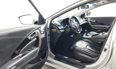 Hyundai Grandeur 2015, 186194 км, за 3761.24 USD - фото 10
