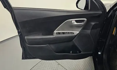 Kia Niro 2018, 101026 км, за 7280.76 USD - фото 24
