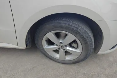Volkswagen Lavida 2015, 108000 км, за 5803 USD - фото 8